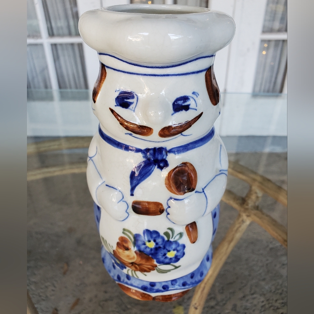 Vintage And Antique Chef Ceramic Kitchen Utensill Holder/Decoration